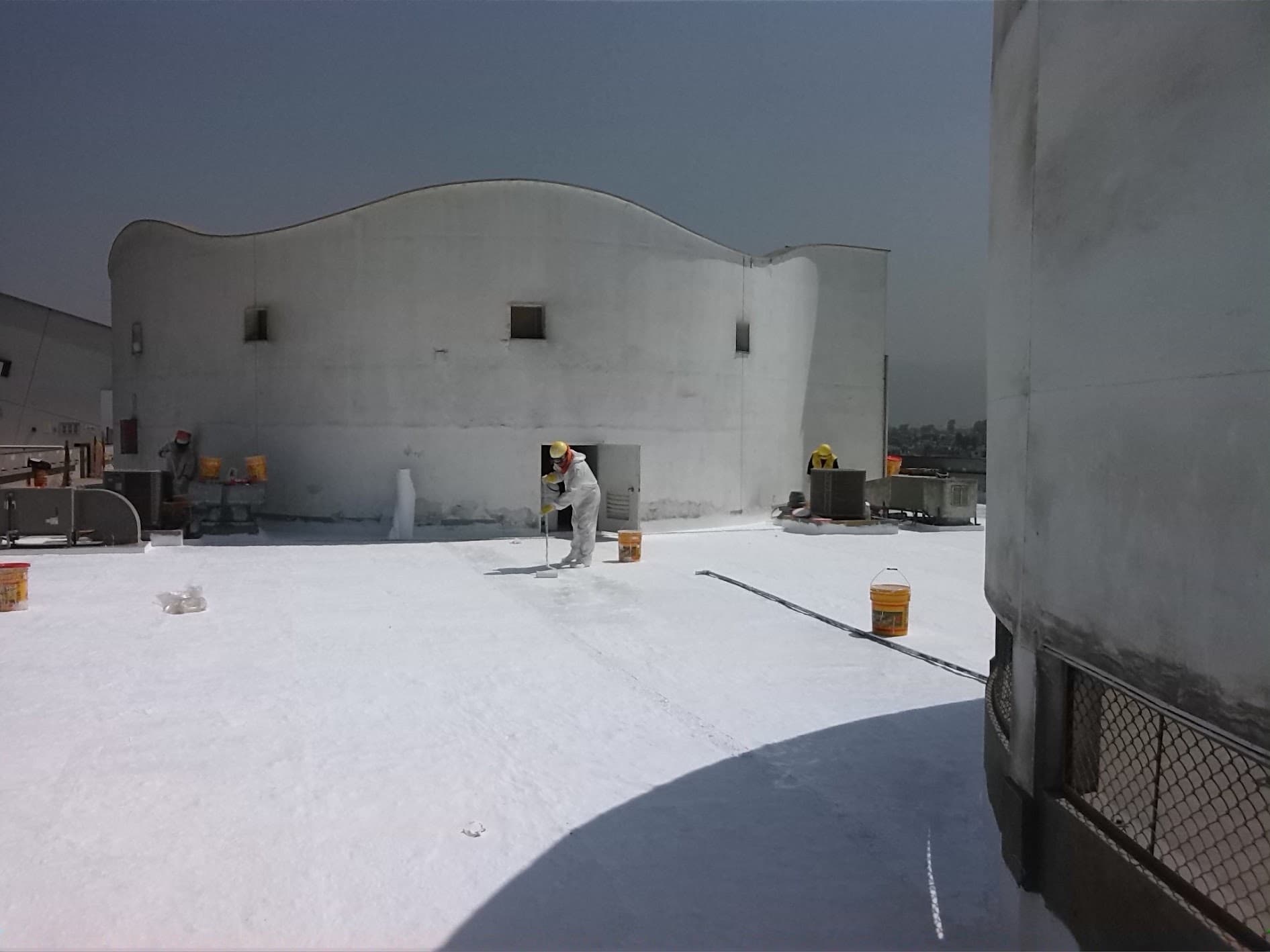 Impermeabilización de 4,500 m² de losa en sede principal de banco — foto 17