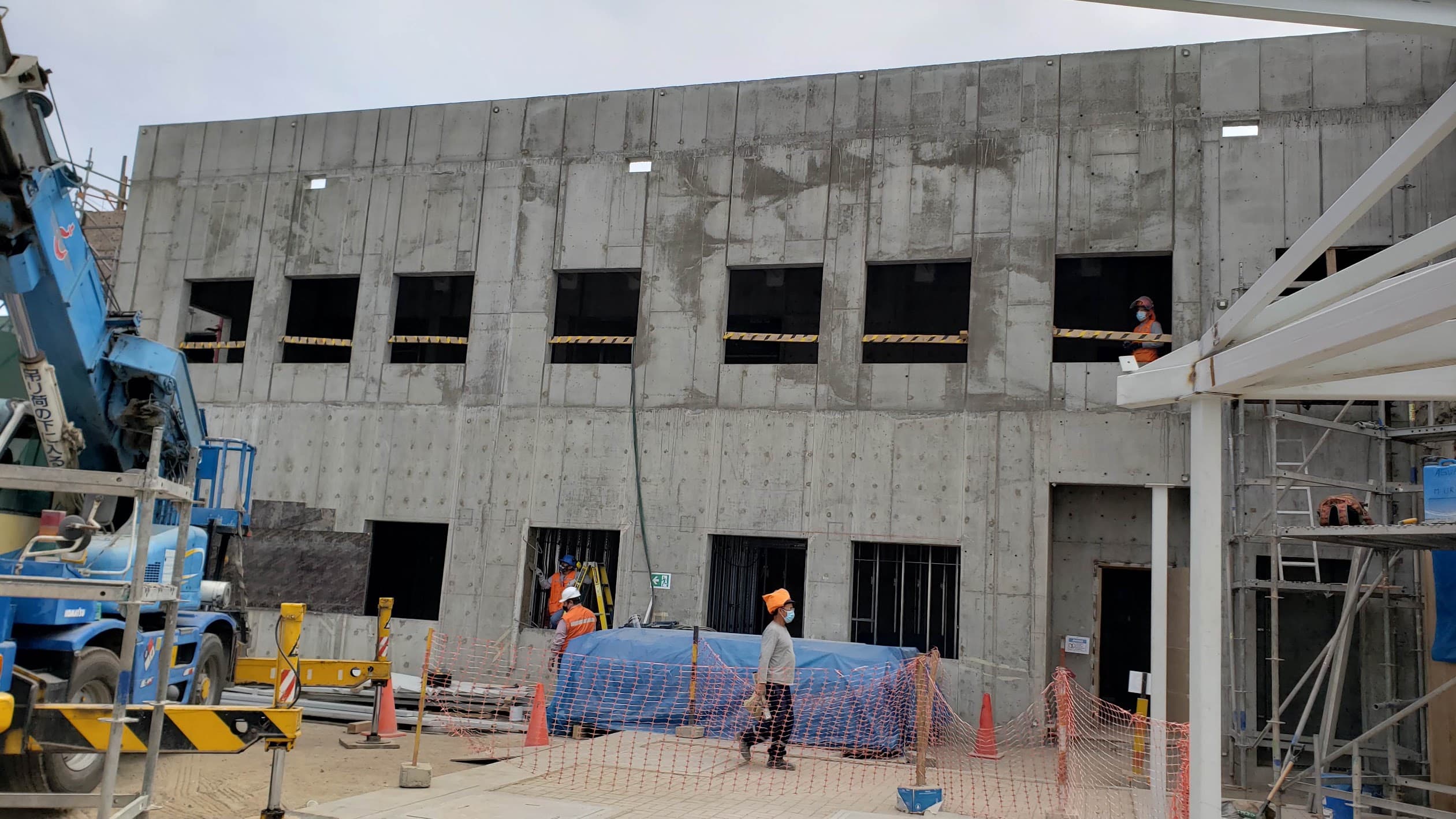 Reforzamiento estructural de vanos para ventanas antiexplosión — foto 5