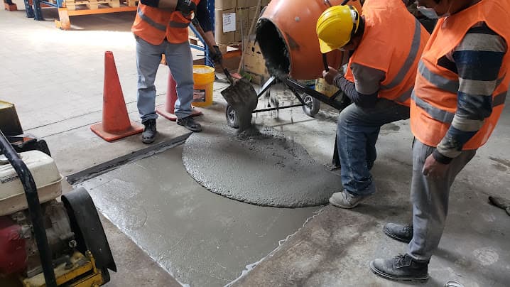 Reforzamiento de losa industrial para paso de transpaletas y montacargas — foto 9